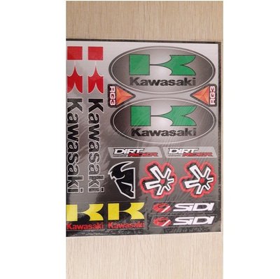 Наклейка МОТО "Kawasaki" (26x22) среднее серебристый фон "Автотовары" 59034050 фото