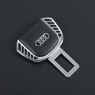 Заглушка ремня безопасности металл "Audi" (1шт) цинк.сплав + кожа "FLY" (тип №1) "Автотовары" 63745241 фото