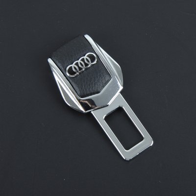 Заглушка ремня безопасности металл "Audi" (1шт) цинк.сплав + кожа "FLY" (тип №2) "Автотовары" 77851920 фото