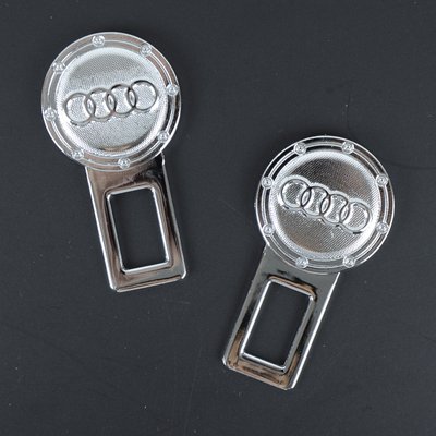 Заглушка ремня безопасности металл "Audi" (2шт) KL 395 2216 "Автотовары" 47587322 фото