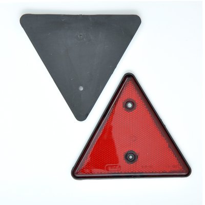 Катафот треугольный красный 170х140х7 (с рамкой) "YUCE" YP-11 "Автотовары" 64817992 фото