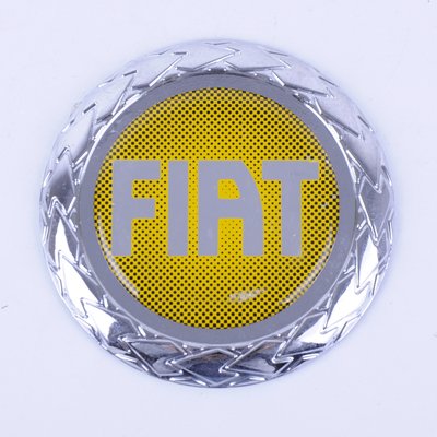Эмблема "Fiat" с колоском/пластик/скотч/желтая/D75 "Автотовары" 70631194 фото